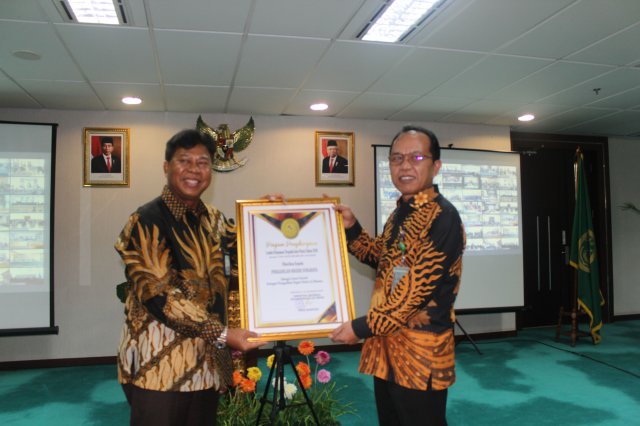 Penyerahan Sertifikat 08-08-2020